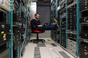 datacenter with macbook pro, by Leonardo Rizzi