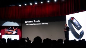Smart tennis racket for Serena Williams wannabes + More #CES2014 Quantified Self trackers from LG, Sony