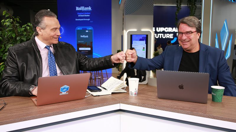 Dave Vellante and John Furrier, theCUBE Research industry analysts, recap the history of silicon as a part of the latest episode of theCUBE podcast.