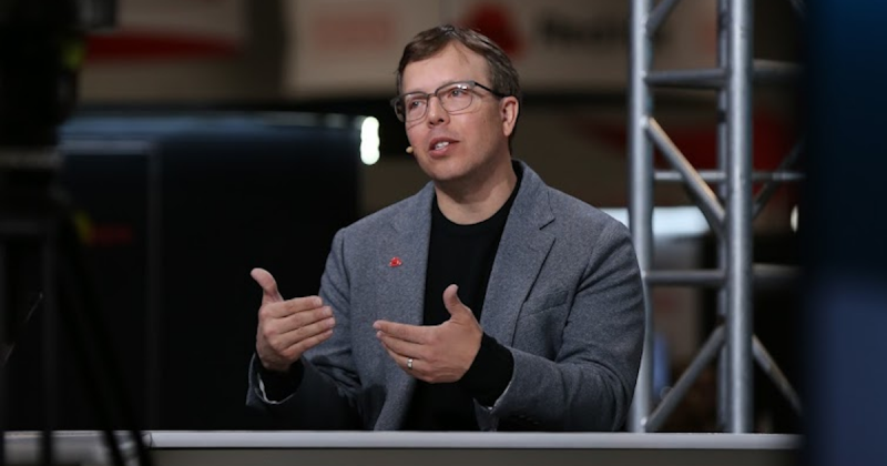 TheCUBE talks with Red Hat CEO Matt Hicks at Red Hat Summit.