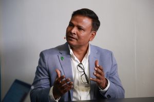 How MongoDB revolutionizes financial services with real-time analytics and generative AI, enhancing fraud detection and data integration.