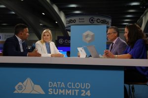 Ravi Kandikonda, senior VP at Zillow and Denise Persson, CMO at Snowflake, talk with theCUBE about AI at Data Cloud Summit.