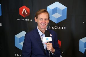Godard Abel, CEO of G2, discusses the platform's approach to simplifying B2B software buying.