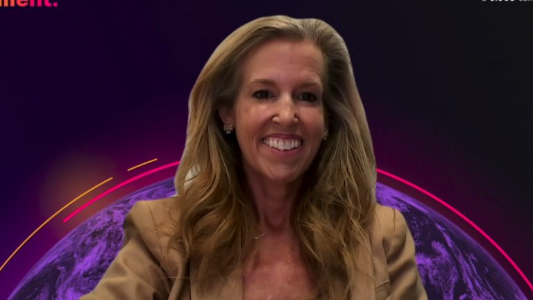 Gretchen O’Hara, vice president of worldwide partners and alliances at Splunk, talks to #theCUBE about enhancing digital resilience at Microsoft Ignite