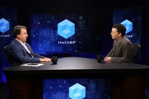 Alteryx’s Andy MacMillan talks with theCUBE’s John Furrier about AI data readiness at the AI & Analytics: Shaping the Future With Alteryx CEO & Tom Davenport event 2025.