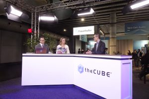 e&’s Harrison Lung talks with theCUBE about enterprise innovation at MCW25.