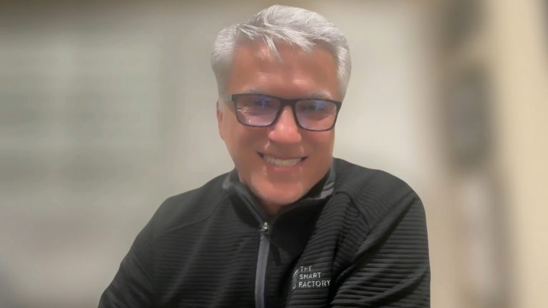 Abdi Goodarzi, head of GenAI products at Deloitte, talks with theCUBE about AI strategy during AI Agent Builder.