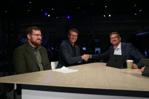Discover how Edward Jones leverages Nutanix's cloud native platform to boost agility, scalability and hybrid cloud flexibility.