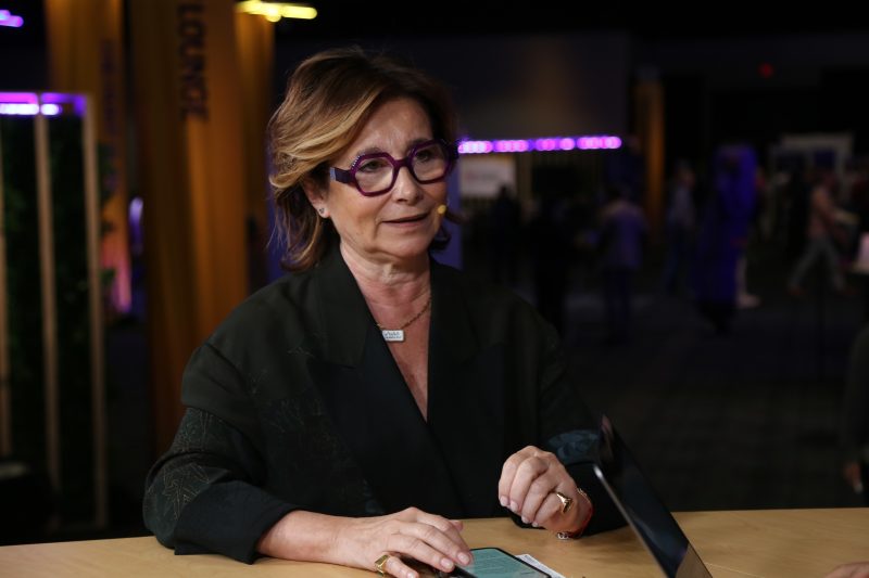 Giovanna Sangiorgi, senior vice president and general manager for EMEA and LATAM at NetApp Inc., talks with theCUBE during NetApp’s “Architecting Outcomes in the Era of Intelligence” 2025 event about why NetApp is offering data infrastructure modernization across the globe.