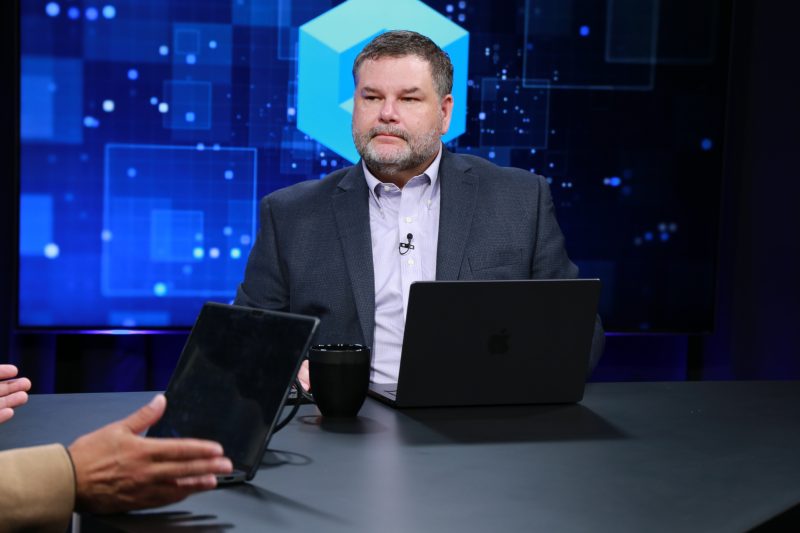 Unlock value from siloed data with Hammerspace — simplifying, automating and accelerating AI pipelines across hybrid cloud.