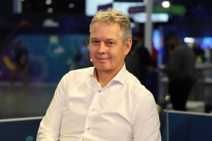 University of Bristol transforms research, security & student experience with VMware Cloud Foundation, driving agility & innovation.
