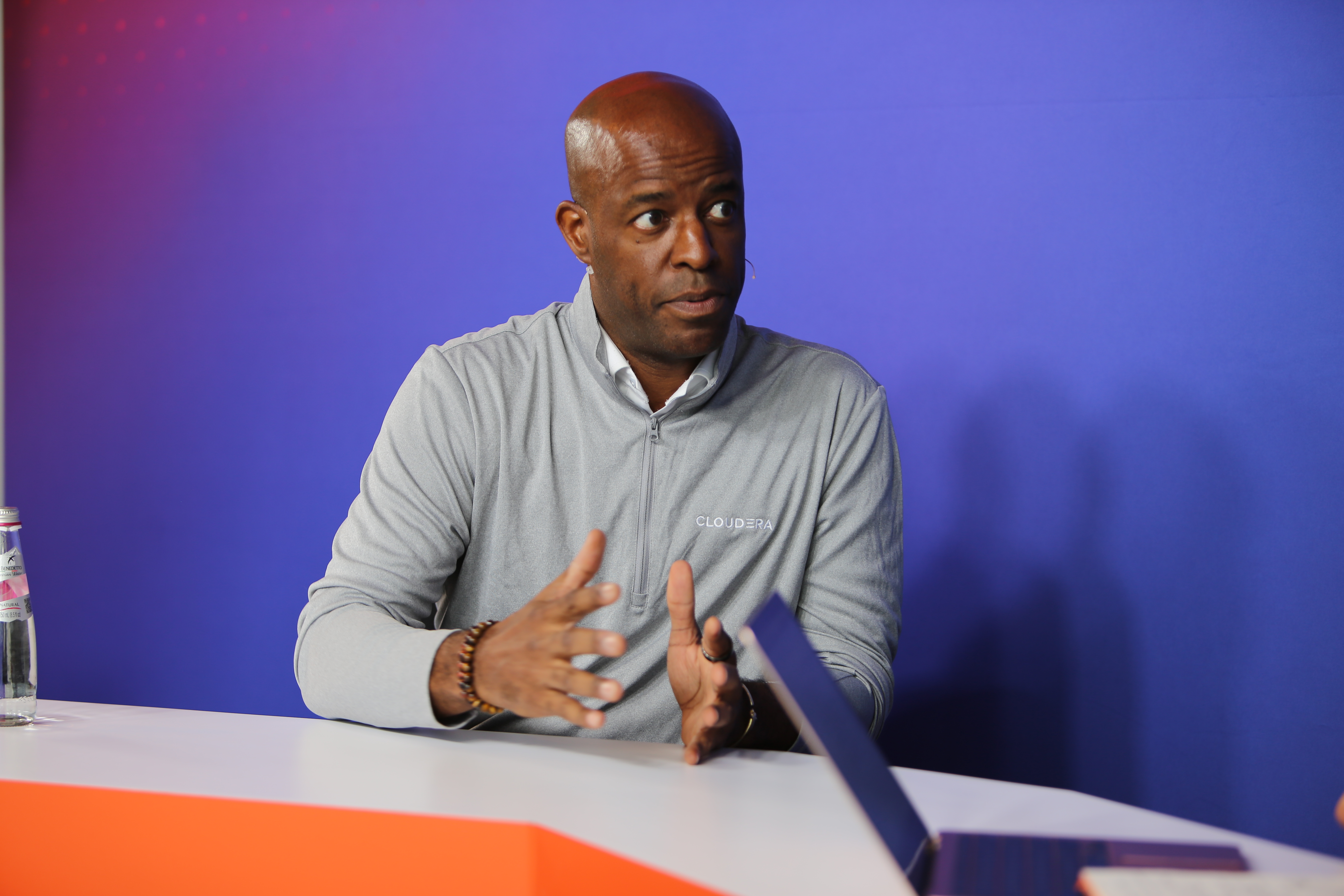 Jason Mills, senior vice president of solutions engineering at Cloudera, talks with theCUBE at Cloudera EVOLVE25 about how AI strategy depends on a strong data foundation.