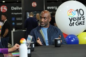 Google Cloud's Akshay Ram, Kelsey Hightower & Eddie Villalba discuss GKE inference with theCUBE.