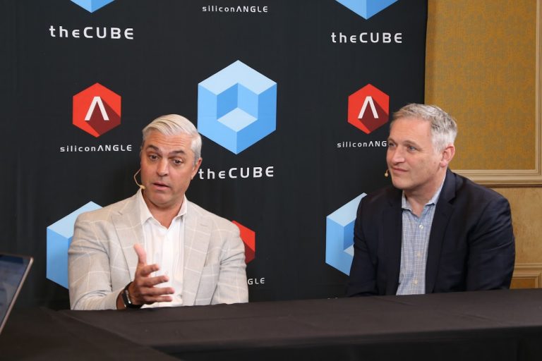 Mike Gannon, CRO at Snowflake, and Chris Grusz, Managing Dir. at AWS, spoke with theCUBE about data integration during AWS re:Invent.