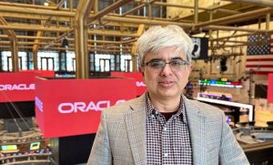 Tirthankar Lahiri, SVP for mission-critical data and AI engines at Oracle, talks to theCUBE about agentic AI development. - Oracle Data Deep Dive NYC 2026