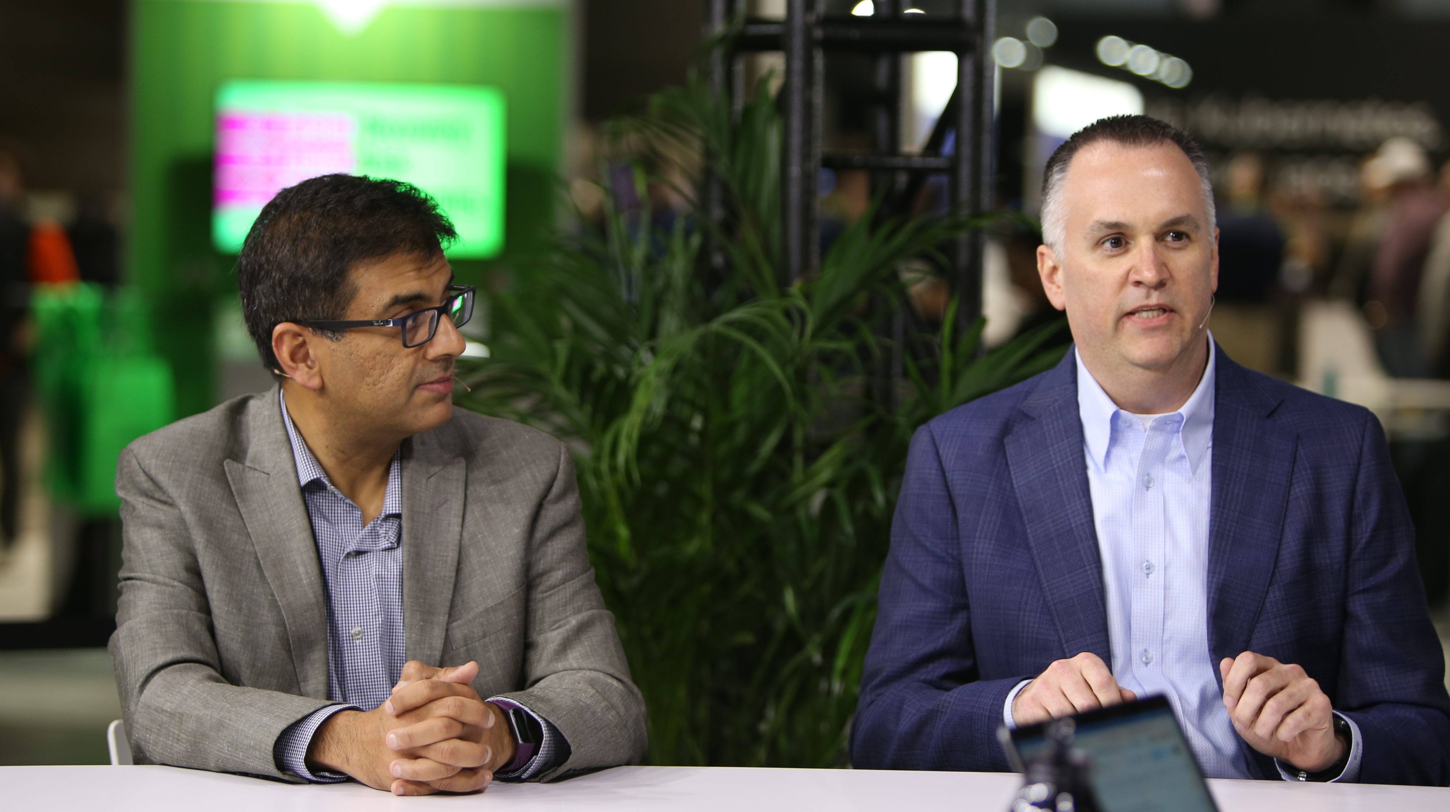 Sachin Chheda, VP of strategic partnerships, service providers and system integrators, at Nutanix, and Bryan Smith, CEO of Expedient, talk to theCUBE about cloud rebalancing. - Nutanix .NEXT 2026