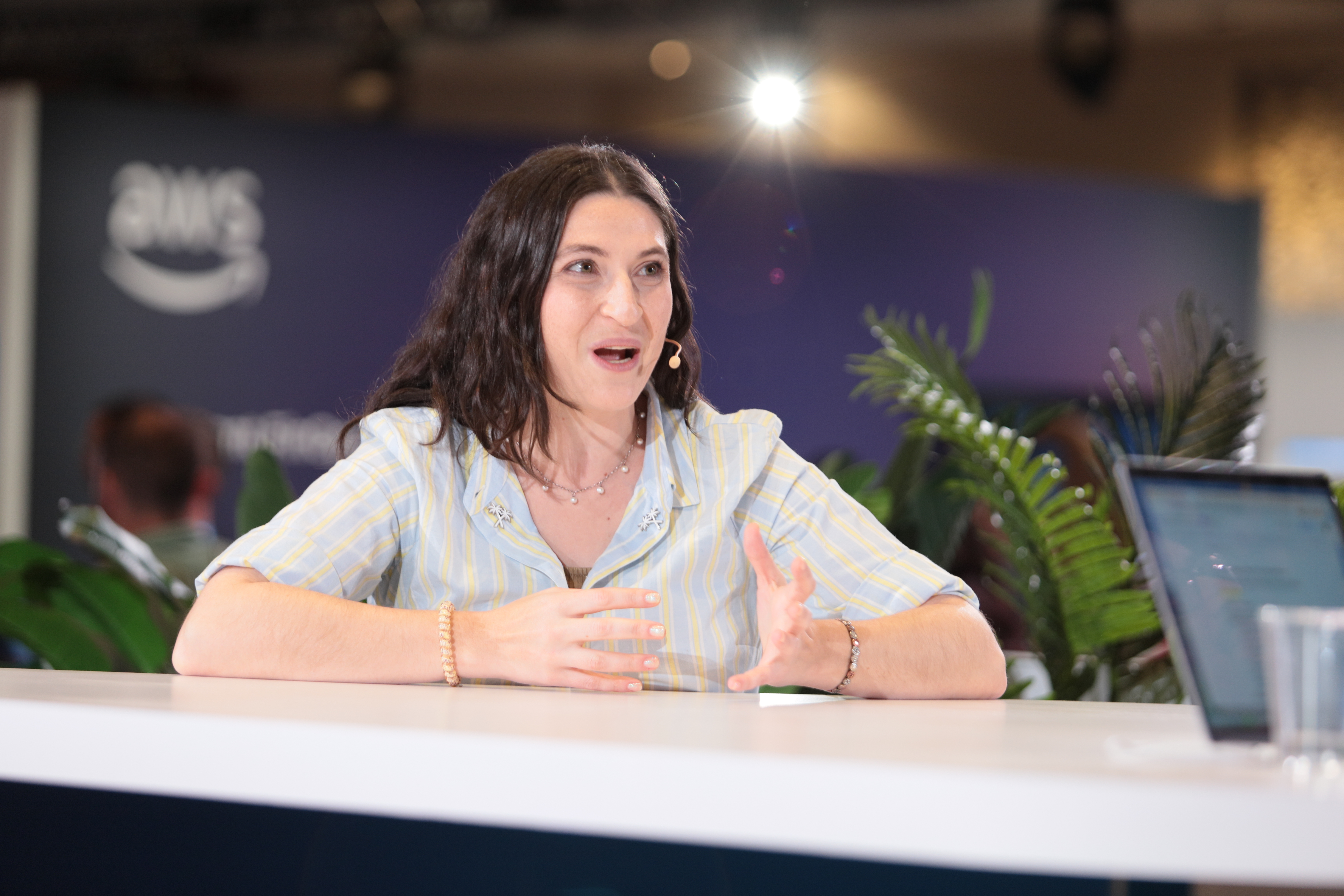 Victoria Levy, senior staff FinOps analyst at SailPoint Technologies Inc., talks to theCUBE about how FinOps AI governance requires new models, cross-functional collaboration and outcome-based metrics to move beyond cost management into business value, at FinOps X 2026.
