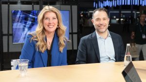 Microsoft's Mary Ann Anderson and Dell's Jon Siegal spoke with theCUBE about hybrid cloud during Dell Technologies World.