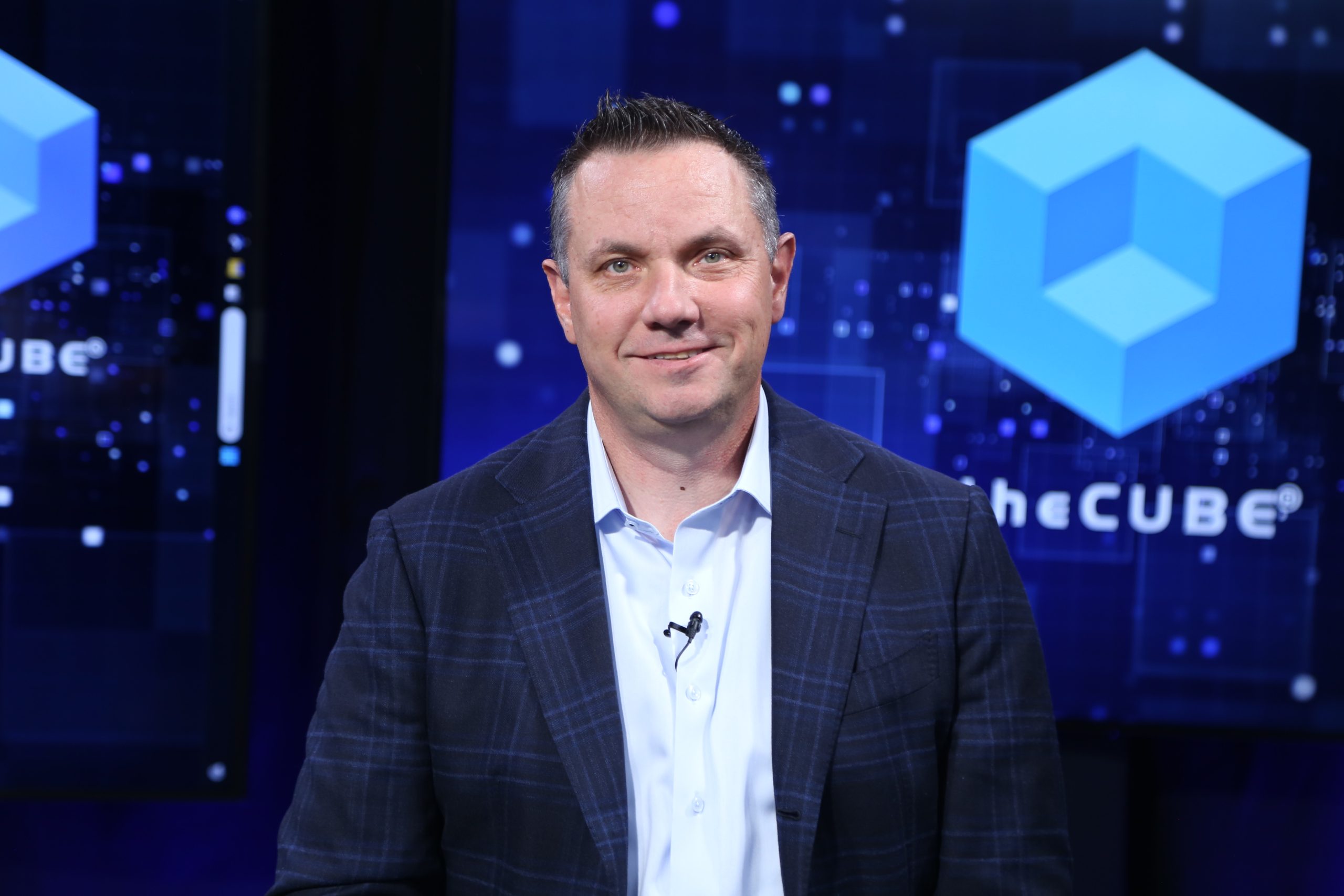 Chris Wolf, global head of AI and advanced services, VMware Cloud Foundation Division, at Broadcom, talks to theCUBE about private AI cloud, production inference and AI factory operations at VMware Explore 2026.