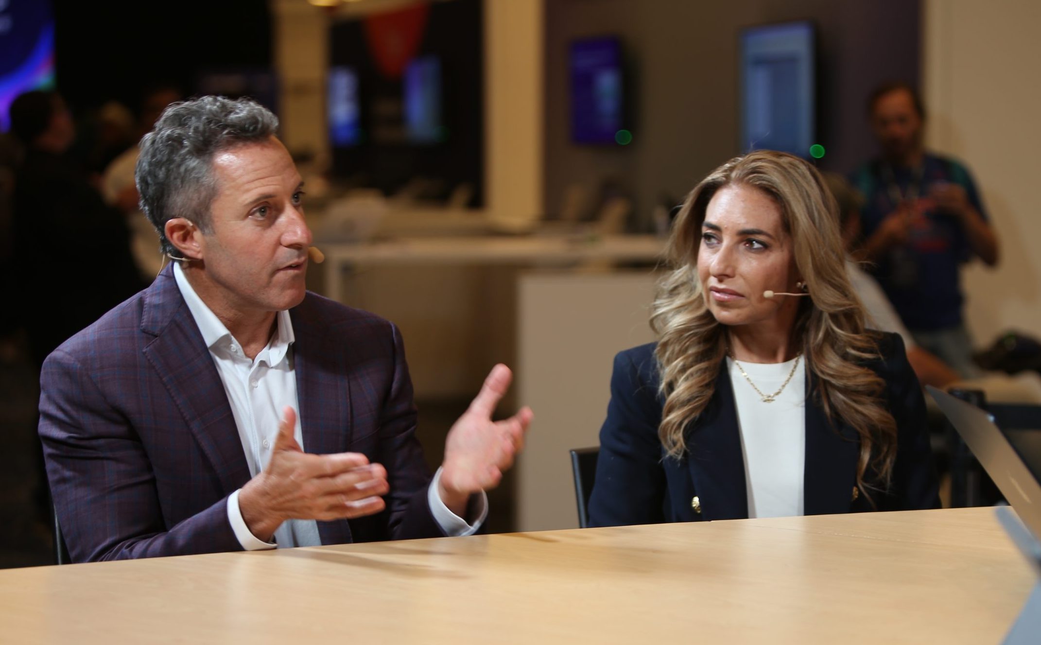Stephen Ayoub, co-founder and president of Ahead Inc., and Tara Fine, vice president of Americas Partners and Commercial Sales at Broadcom Inc., talk with theCUBE about VCF adoption at VMware Explore 2026.