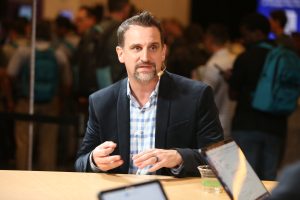 Josh Prewitt, senior vice president of global commercial market at Rackspace Technology Inc., talks with theCUBE about managed multitenant cloud at VMware Explore 2026.