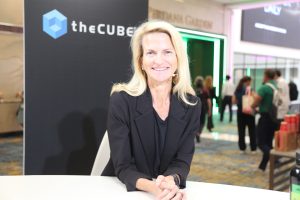 Kim Huffman, chief information officer of Workiva Inc., talks with theCUBE about AI-native workflows at Workiva’s Amplify event – 2026.