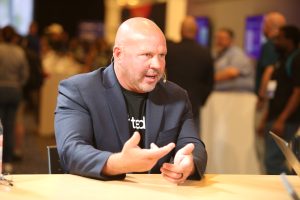Rob Carter, chief executive officer of Lightedge Solutions Inc., talks with theCUBE about hybrid cloud optionality during VMware Explore 2026.