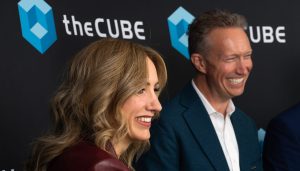 Gemma Allen, host at theCUBE, and Arym Diamond, head of data and artificial intelligence go-to-market sales of Amazon Web Services Inc., talk about Smarsh's shift to a system of engagement built on AWS, at Smarsh EDGE 2026.