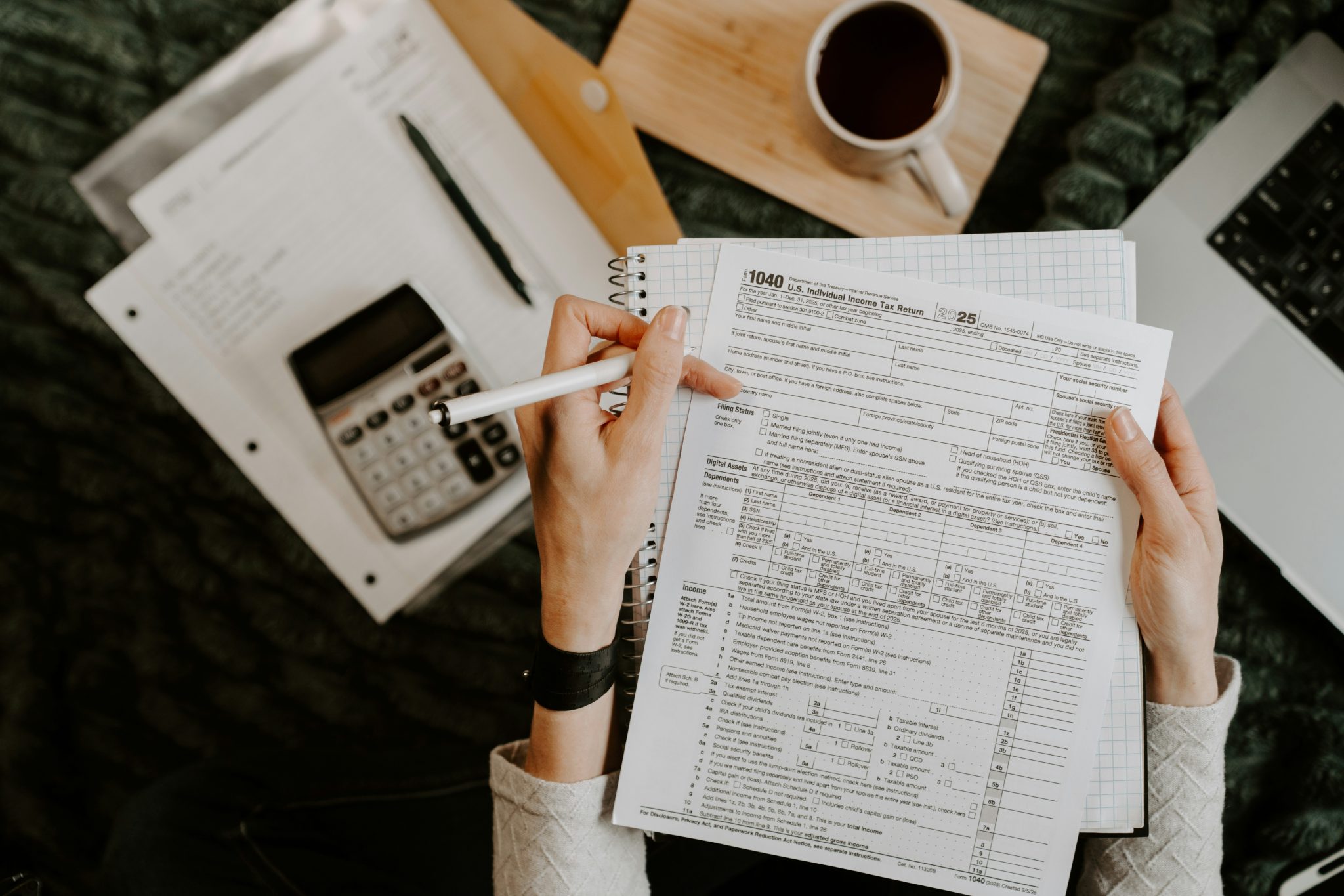 Thomson Reuters folds AI into its professional tax and audit software ...