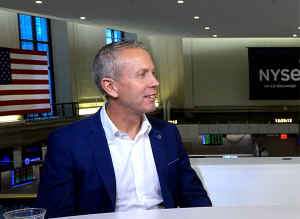 David Kennedy, chief financial officer of Dell Technologies Inc., talks to theCUBE about budgeting token spend, prioritizing productivity and scaling AI in financial services, at the Dell Technologies New York Symposium 2026.